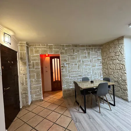 2 Craiova-craiovita Noua Apartment